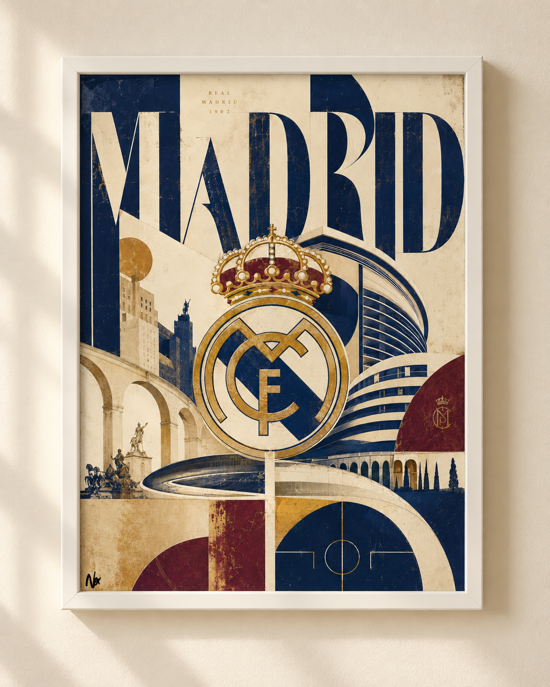 Plakat Real Madrid w białej ramie — grafika w granacie, kremie i złocie